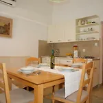 Apartman Fjaka