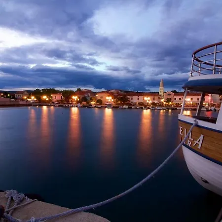 Apartment Fjaka Sveti Filip i Jakov