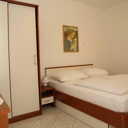 Fjaka Apartman