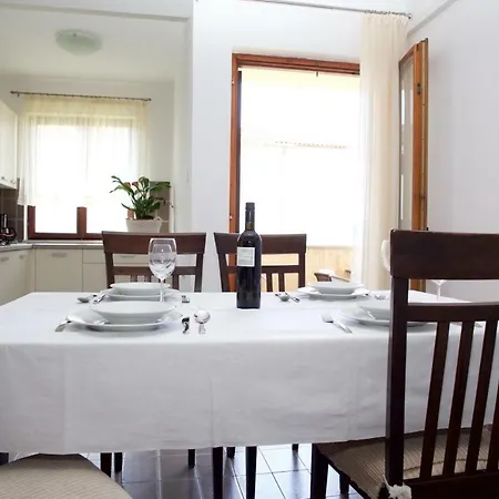 Fjaka Apartman