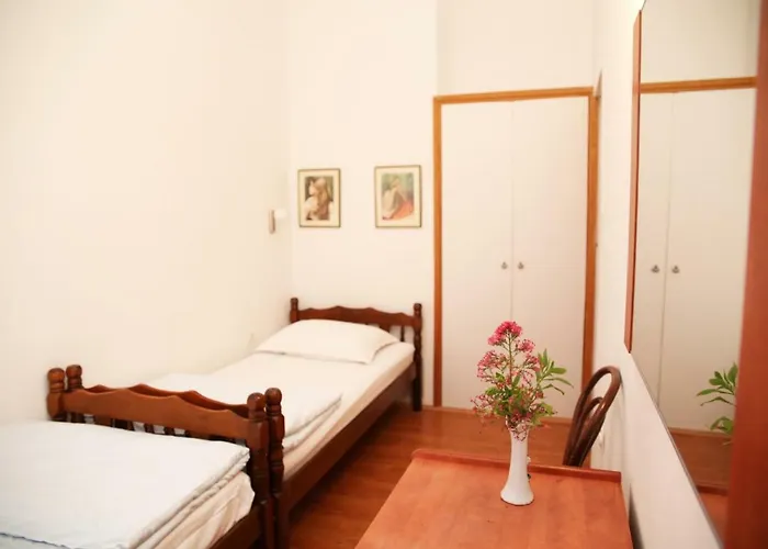 Apartment Fjaka *