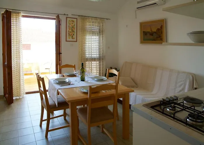 Apartment Fjaka Sveti Filip i Jakov