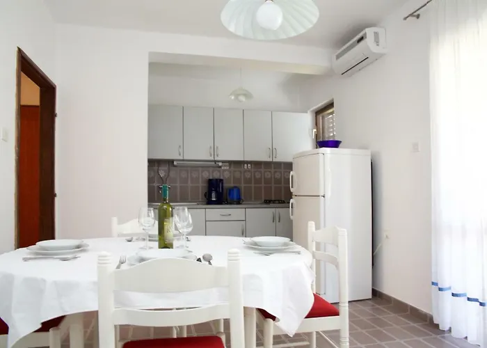 Fjaka * Sveti Filip i Jakov