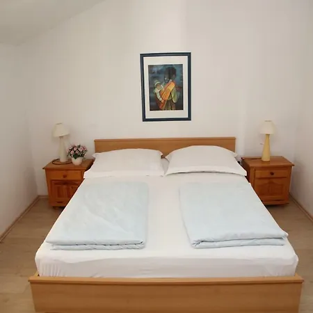 Apartment Fjaka Sveti Filip i Jakov