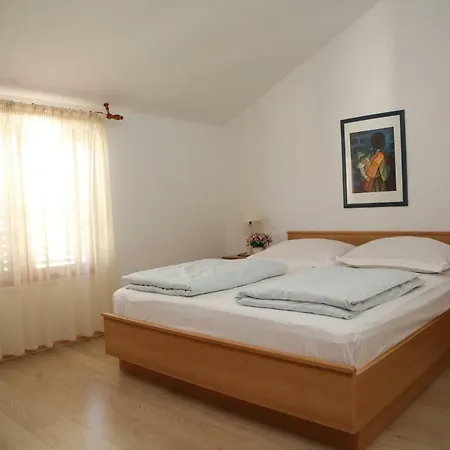 Fjaka Apartment
