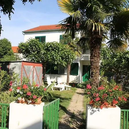 Fjaka Apartament